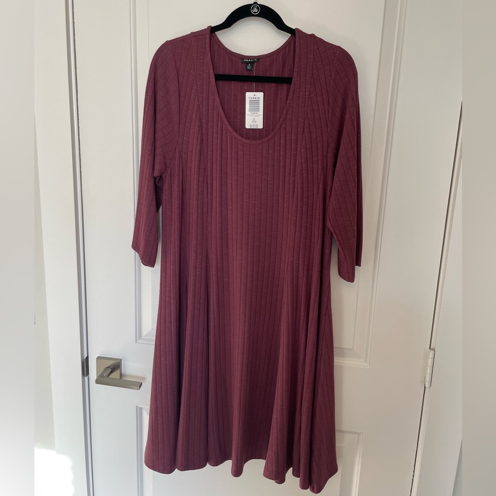 TORRID HACCI FLUTED SKATE DRESS SIZE 2X